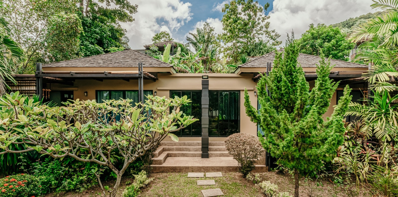 STUDIO DELUXE CONNECTING 2 BEDROOMS